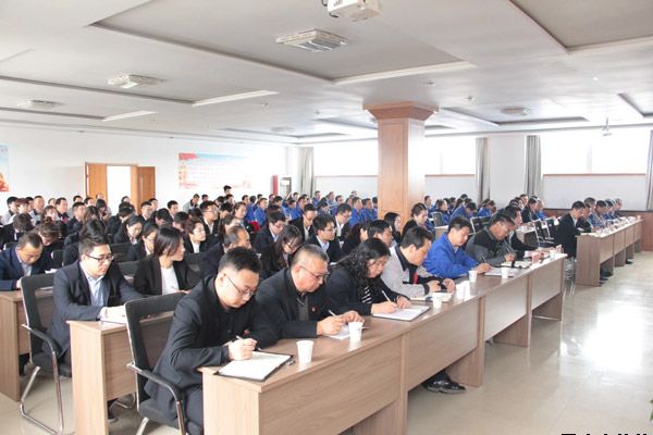 市委第四巡察組巡察平?jīng)鲢垂竟ぷ鲃?dòng)員會(huì )召開(kāi)(圖5)