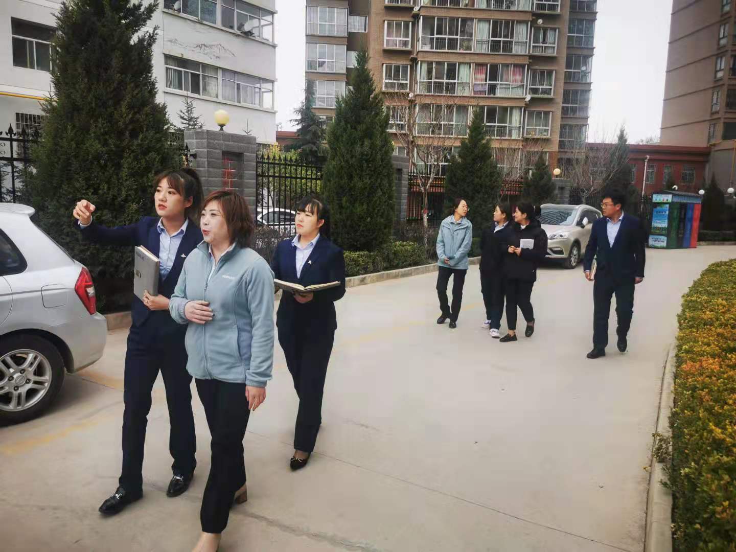 泓潤物業(yè)公司赴康居物業(yè)公司交流學(xué)習(圖1)